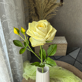 Роза  из полимерной глины